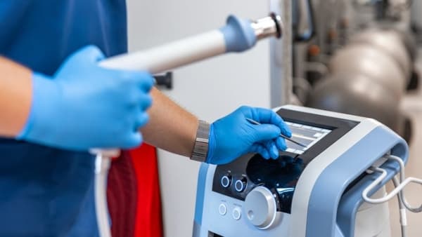 Soundwave Therapy device for non-invasive ED treatment at Aspire